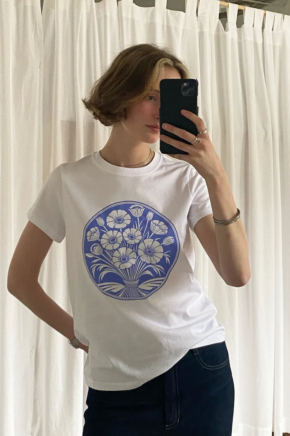Deco Flowers Tee - Porcelain Blue