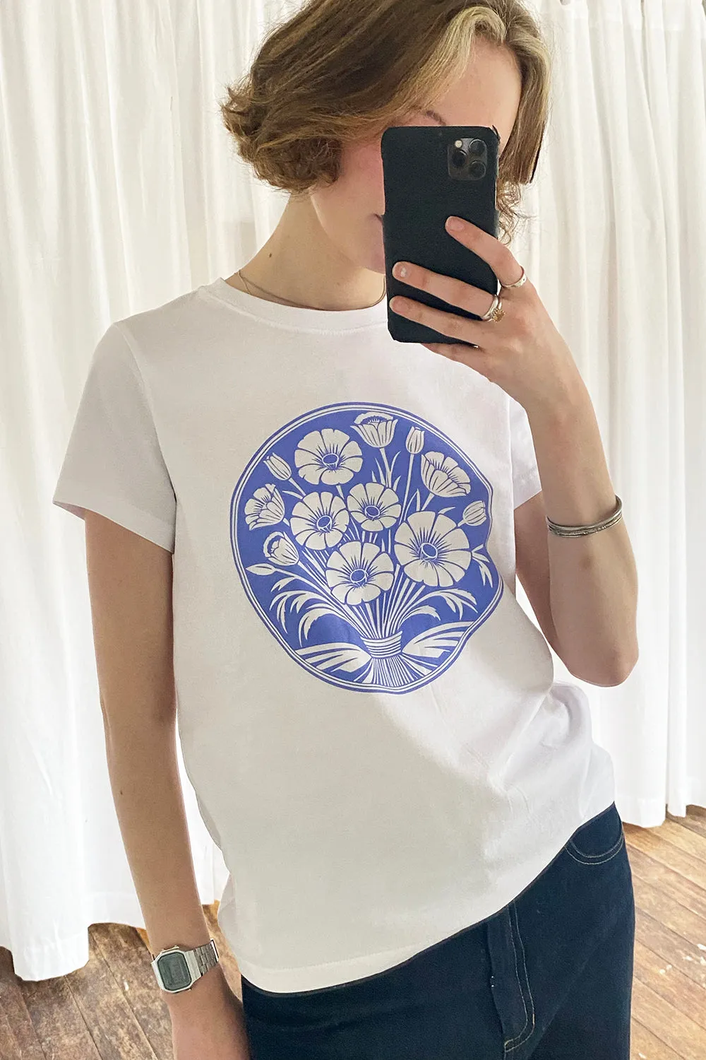 Deco Flowers Tee - Porcelain Blue