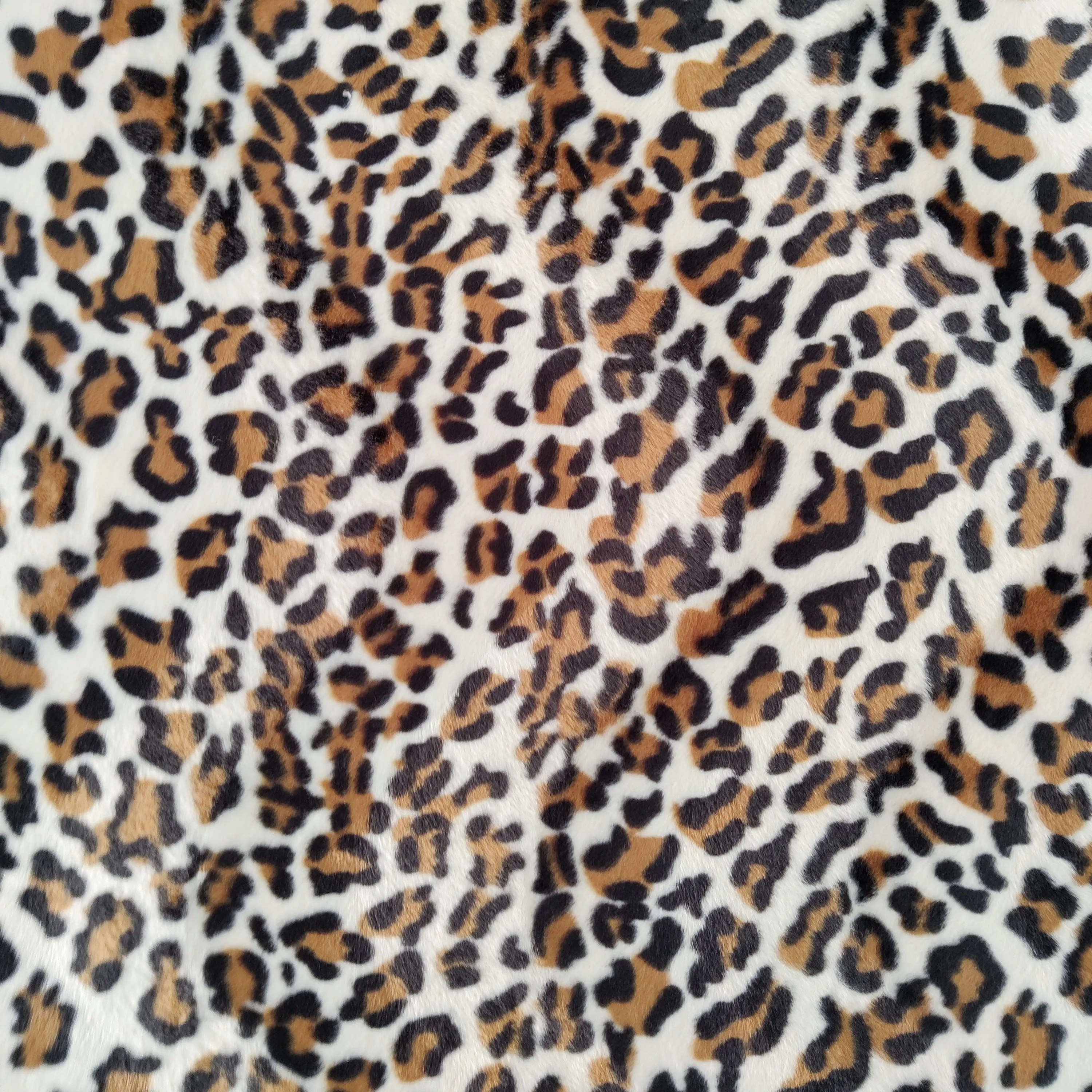 FS750 Leopard Velboa