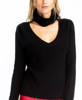 FUZZY DETACHED TURTLENECK