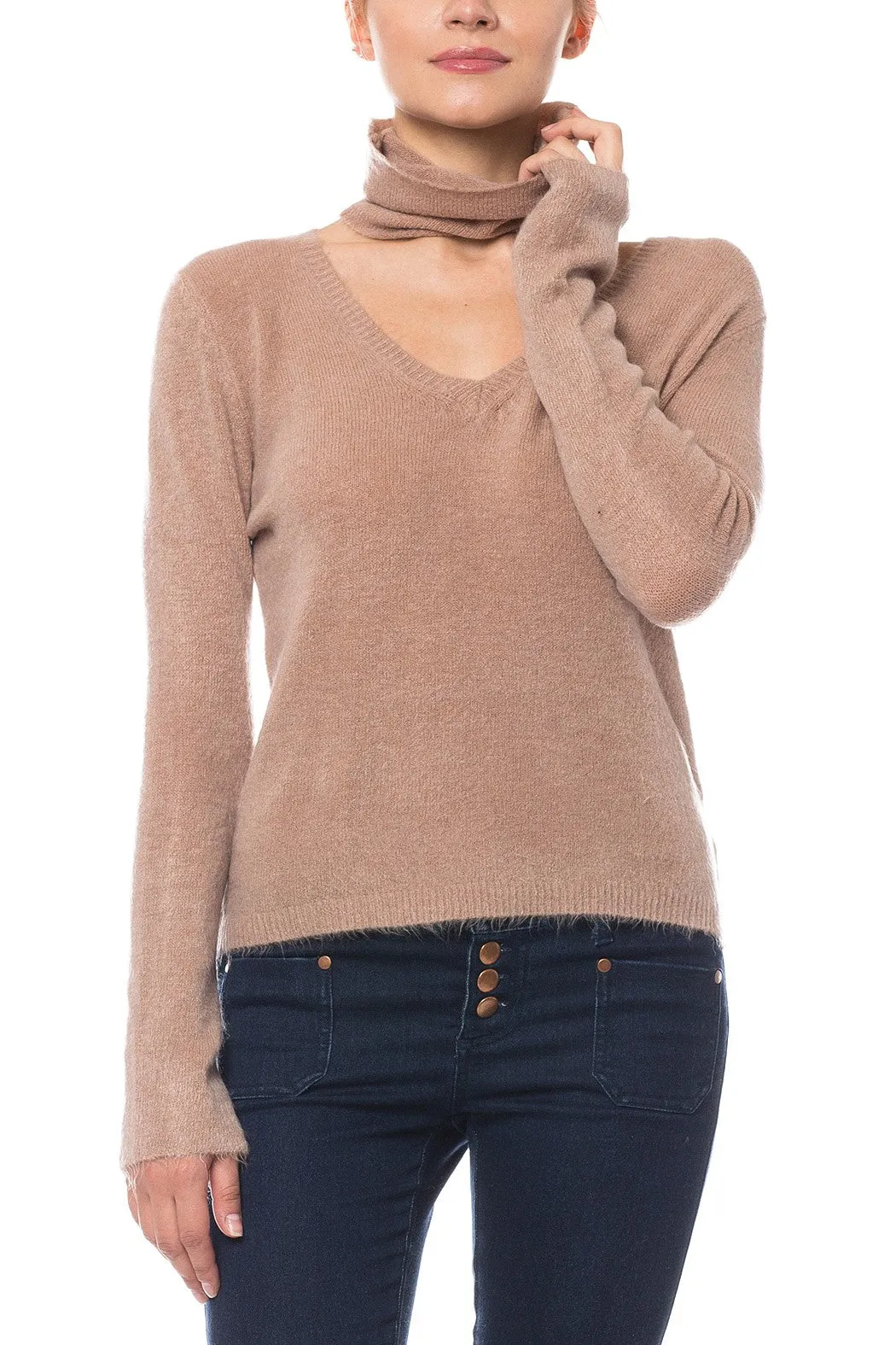 FUZZY DETACHED TURTLENECK