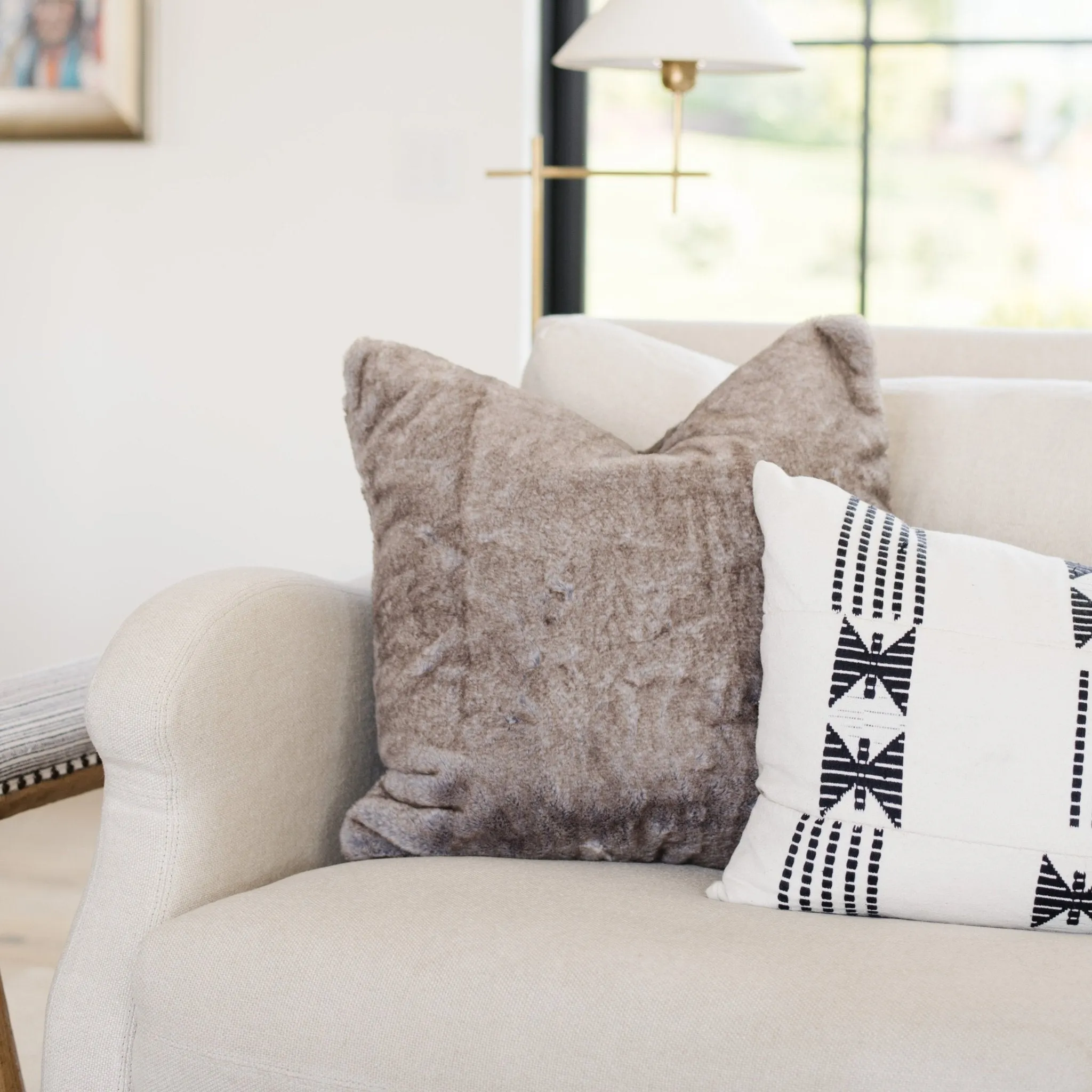 GRAND FAUX FUR 22X22 PILLOW COVERS