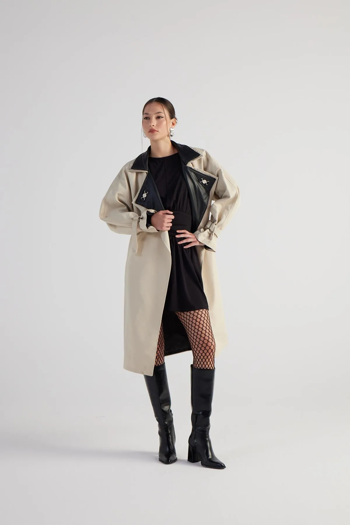 HLLY Women Cloak Trenchcoat Beige - Oak Park