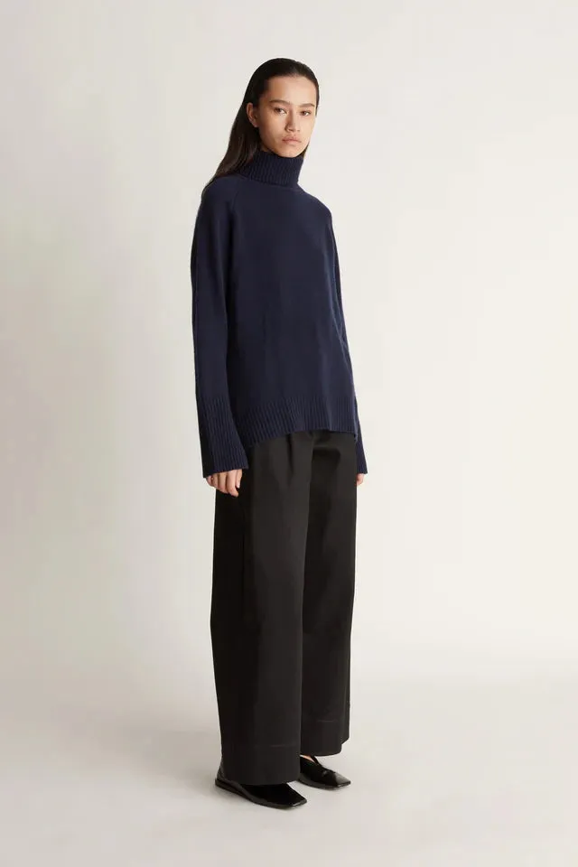 Lee Mathews Cashmere Turtleneck in Midnight