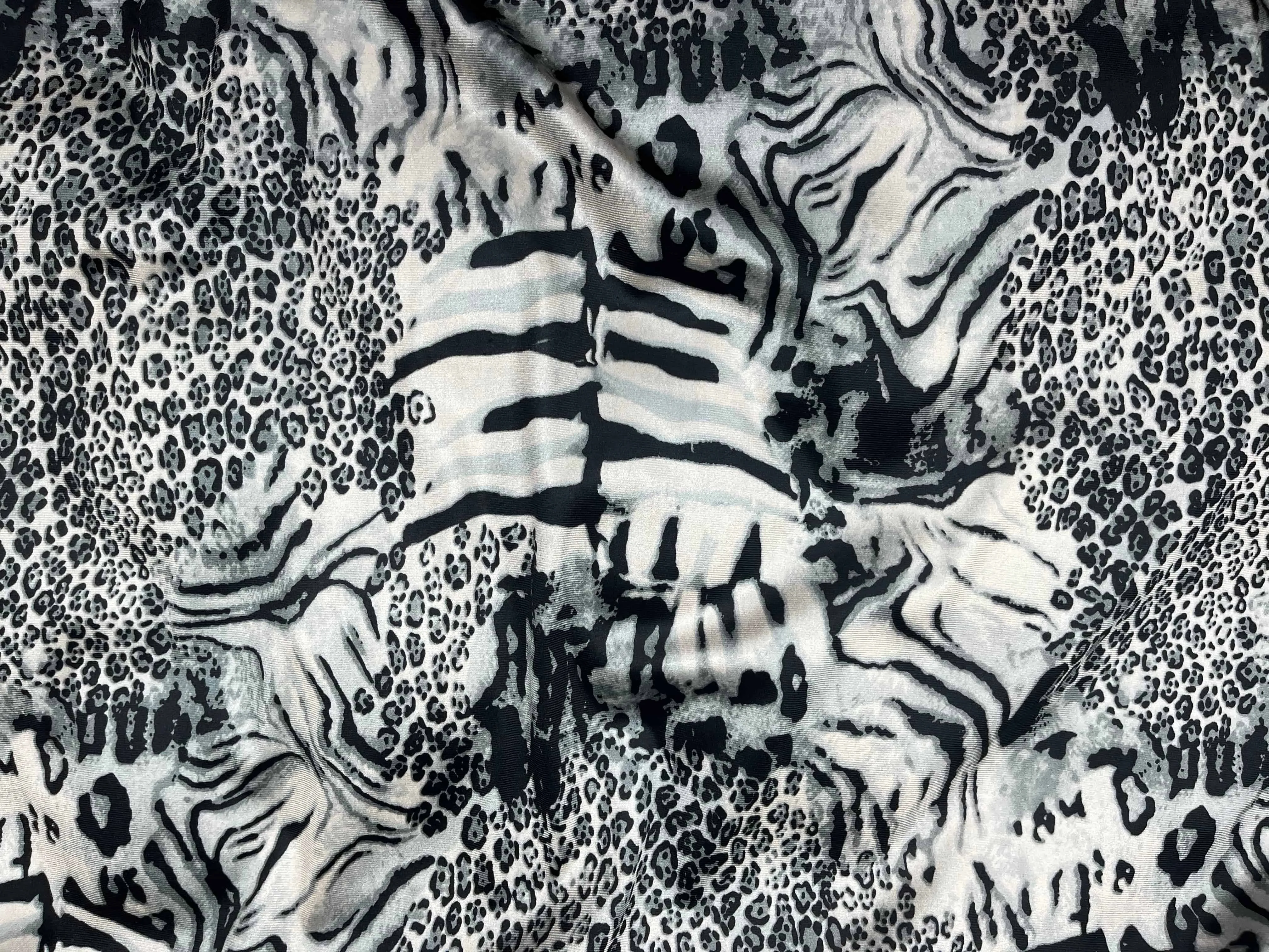 Leopard II - Stretch Printed Velvet Fabric