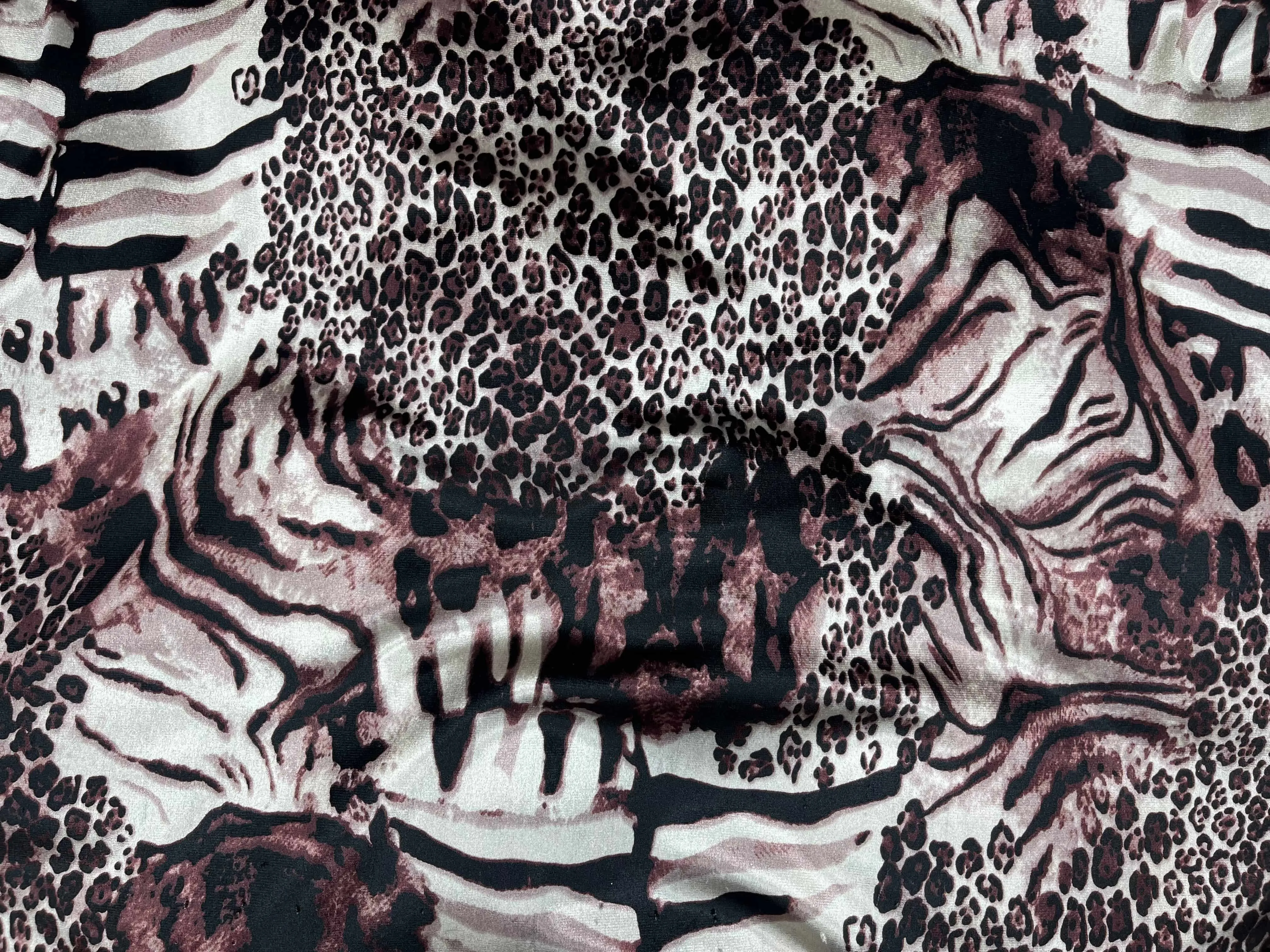 Leopard II - Stretch Printed Velvet Fabric