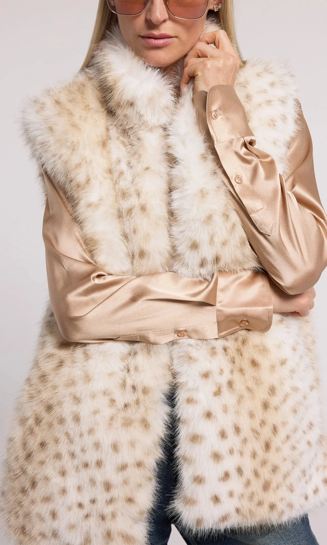Mimi Leopard Faux Fur Vest in Snow Leopard
