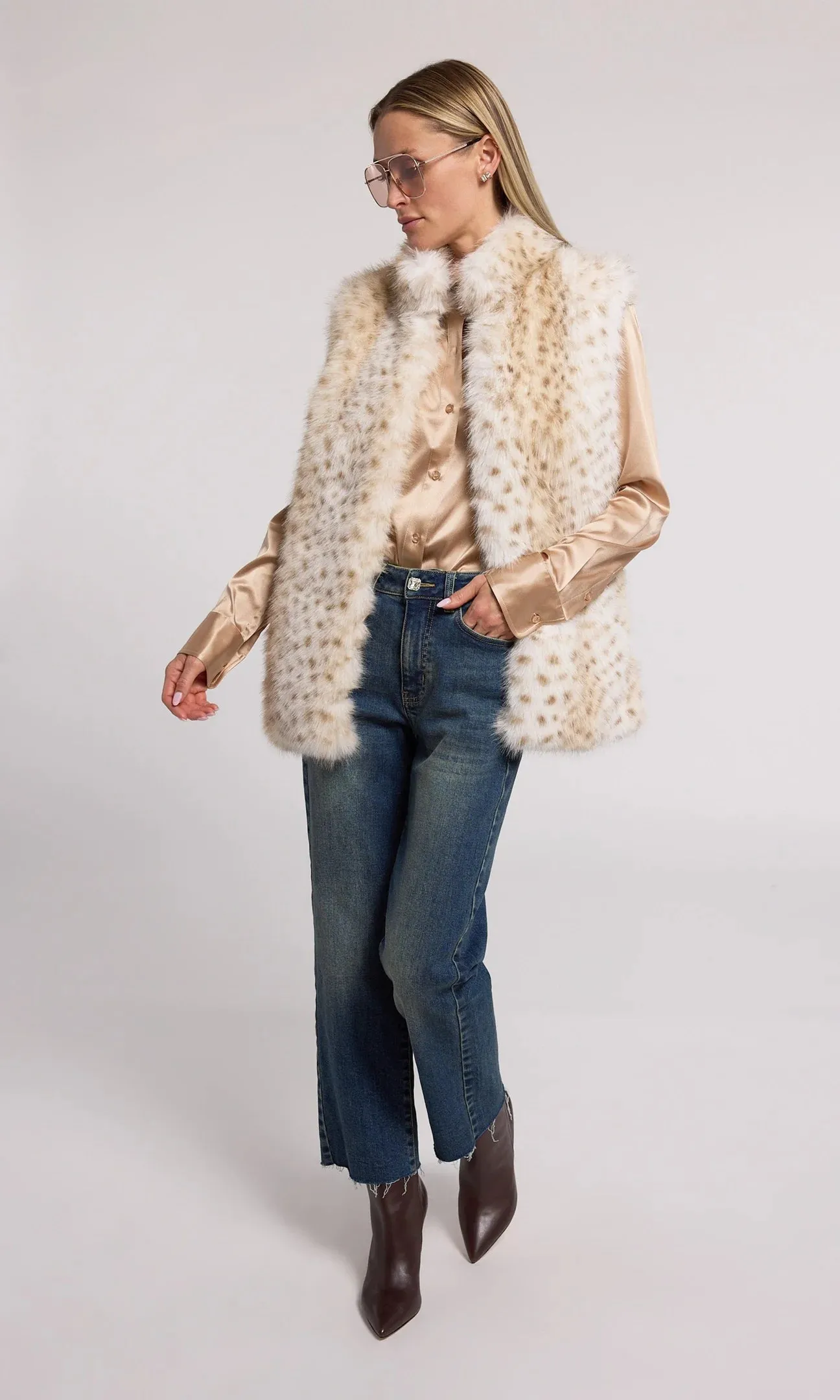 Mimi Leopard Faux Fur Vest in Snow Leopard