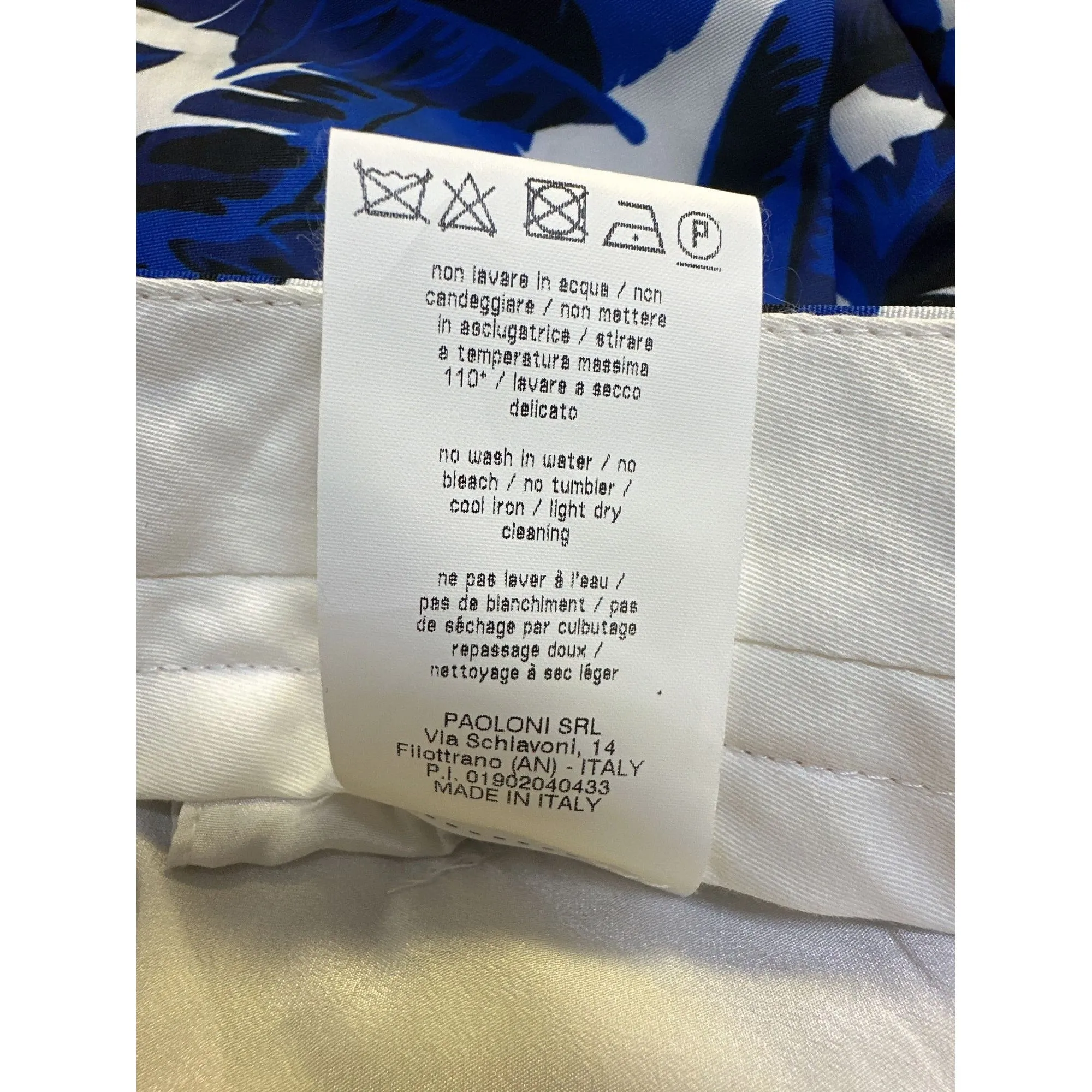 MSGM Blue & White Banana Leaf Print Cropped Pants Size 6