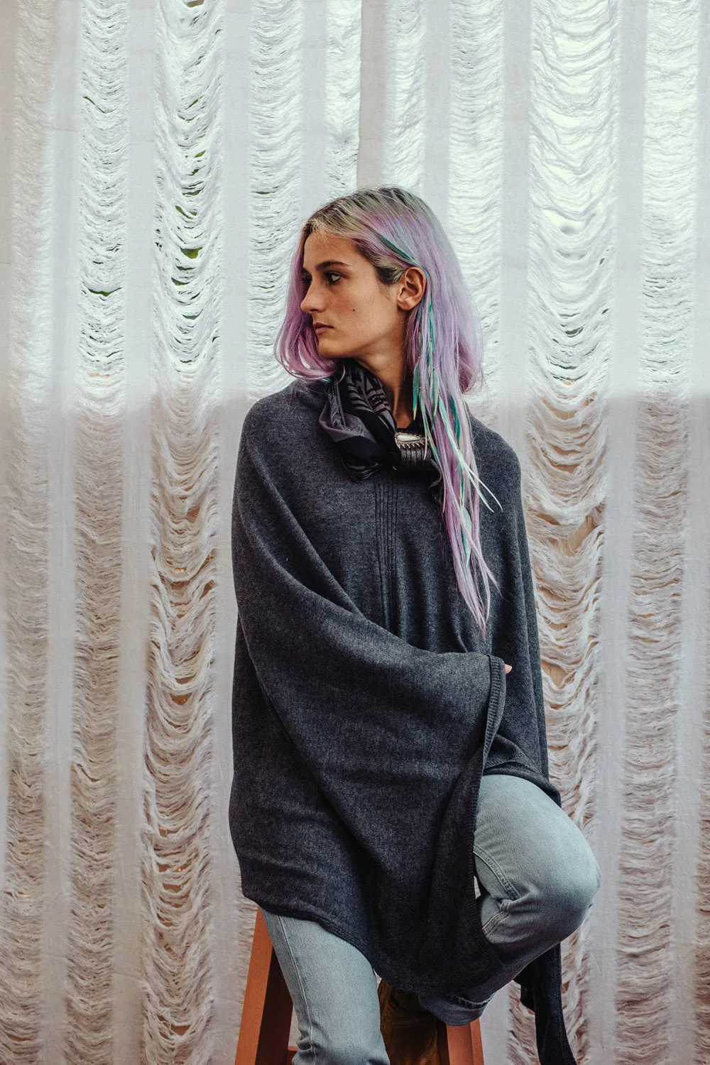 PASHMINA WOOL PONCHO DARK GREY
