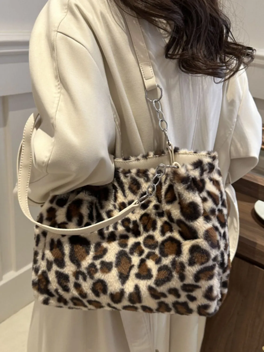 Plush Faux Fur Leopard Shoulder Bag