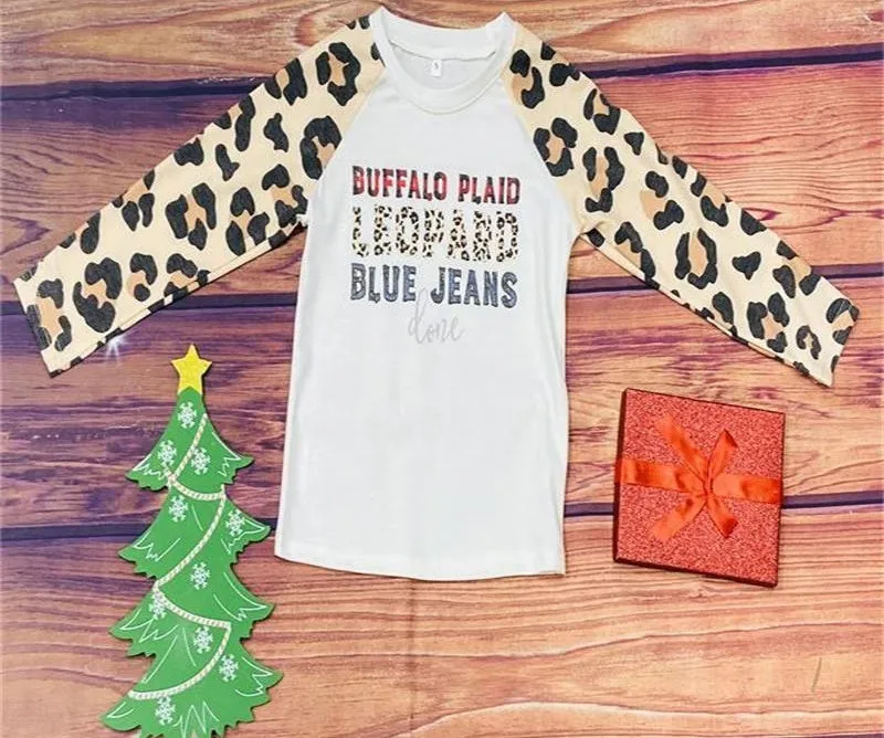 "BUFFALO PLAID LEOPARD BLUE JEANS" &  Leopard Print Raglan sleeve Top DLH2670