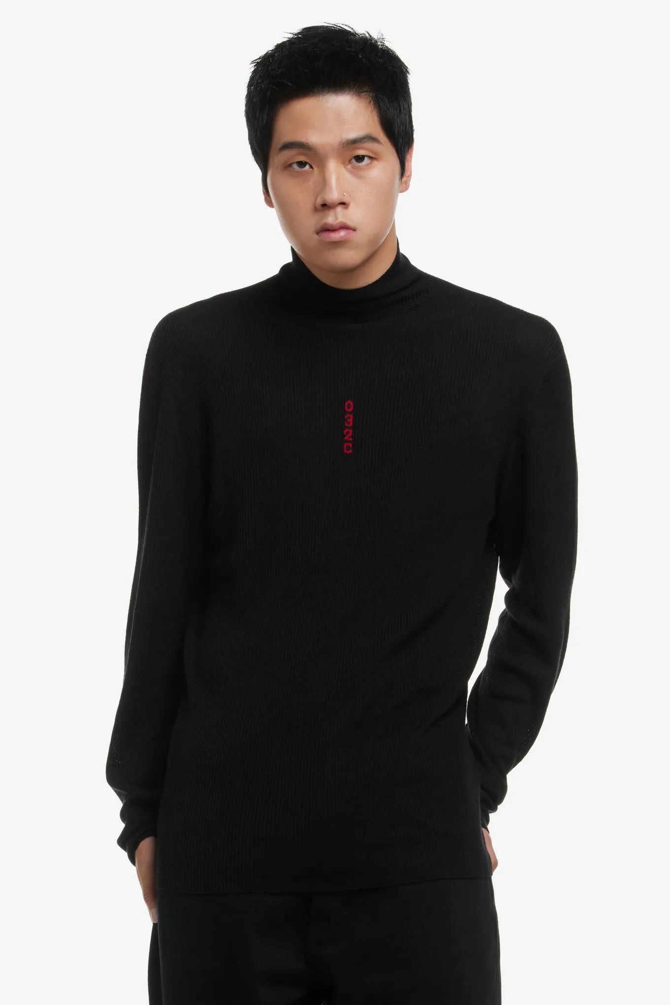 SEAMLESS TURTLENECK