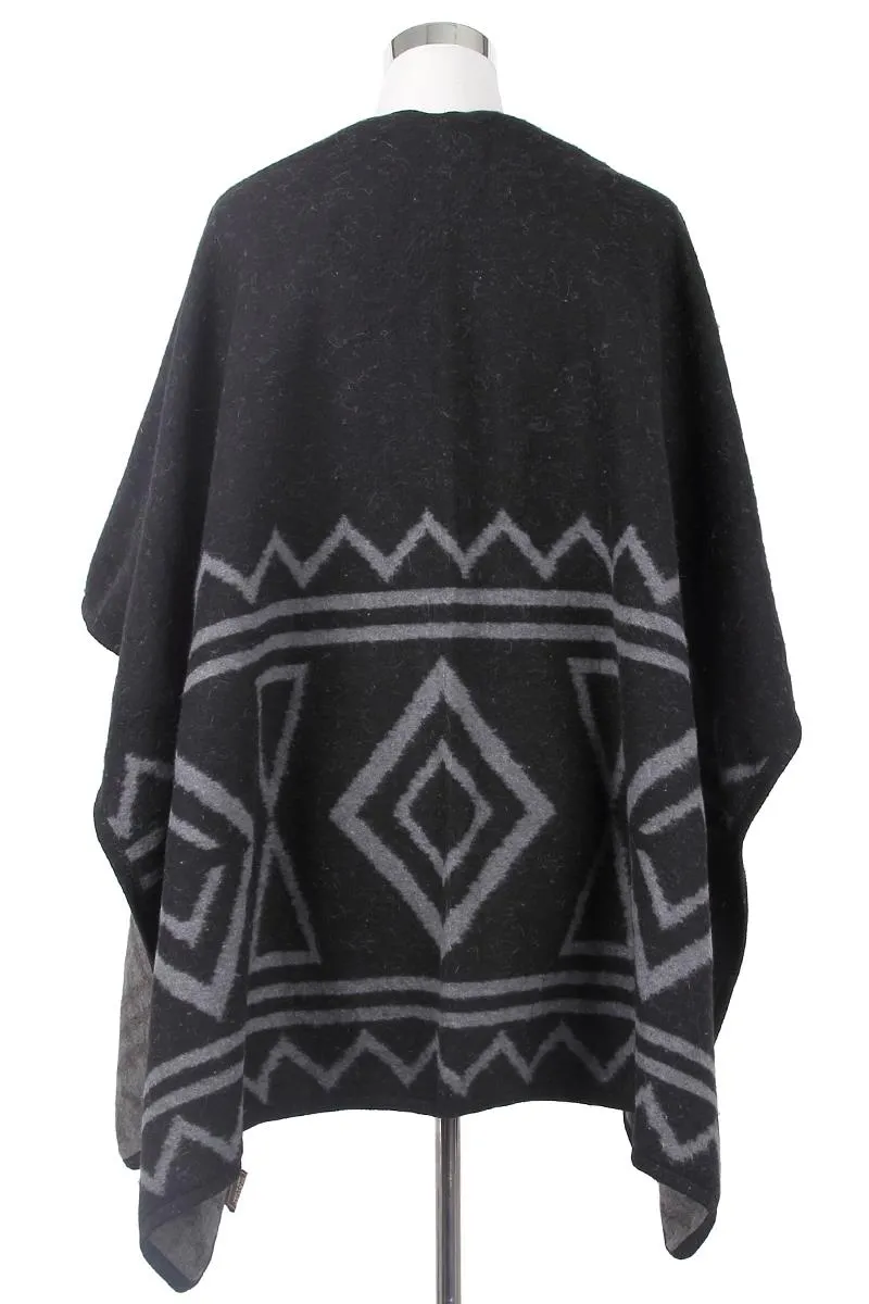 Simply Bold Tribal Print Poncho