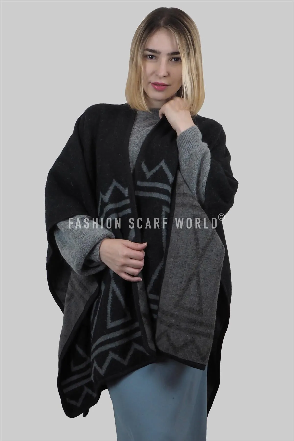 Simply Bold Tribal Print Poncho