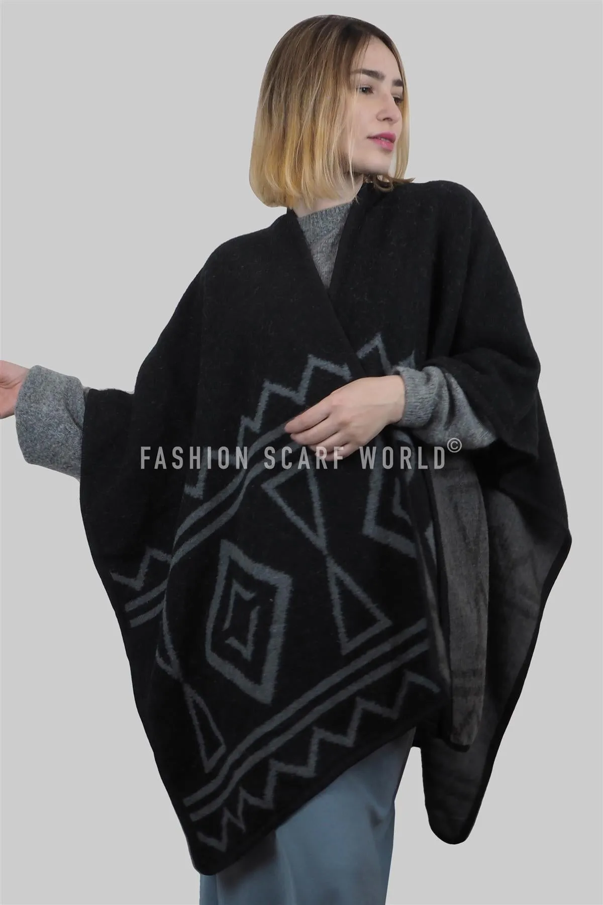 Simply Bold Tribal Print Poncho