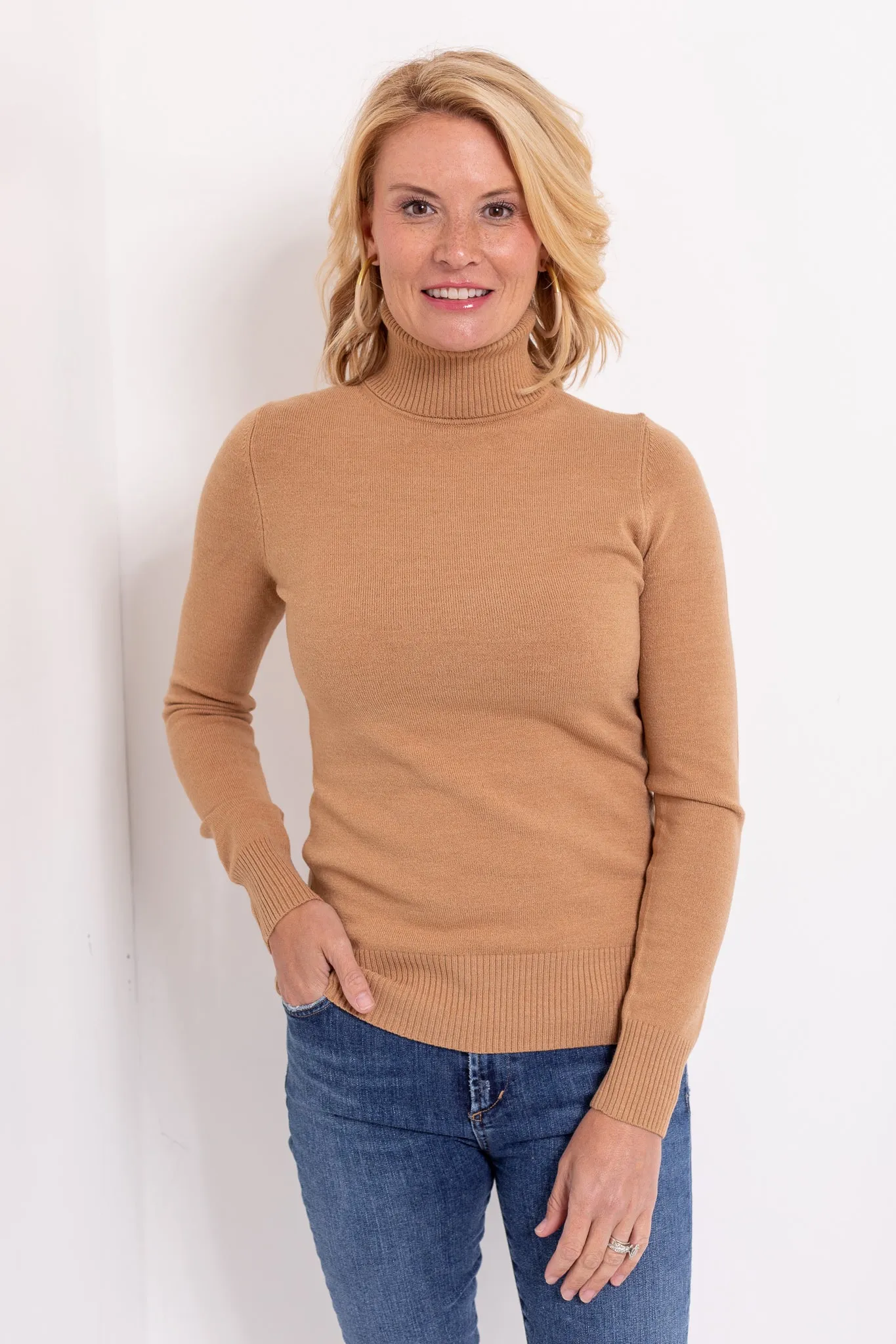 Supersoft Turtleneck in Camel