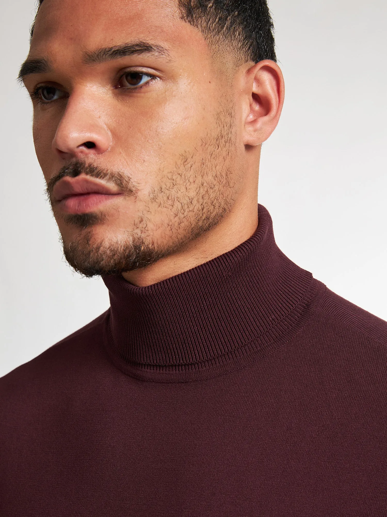 Turtleneck Awuna