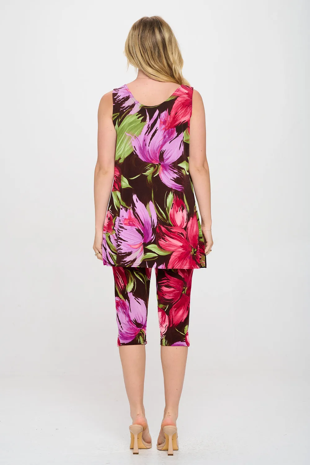 Two-Piece Sleeveless Top & Capri Pant Set-9002BN-TRP1-W442