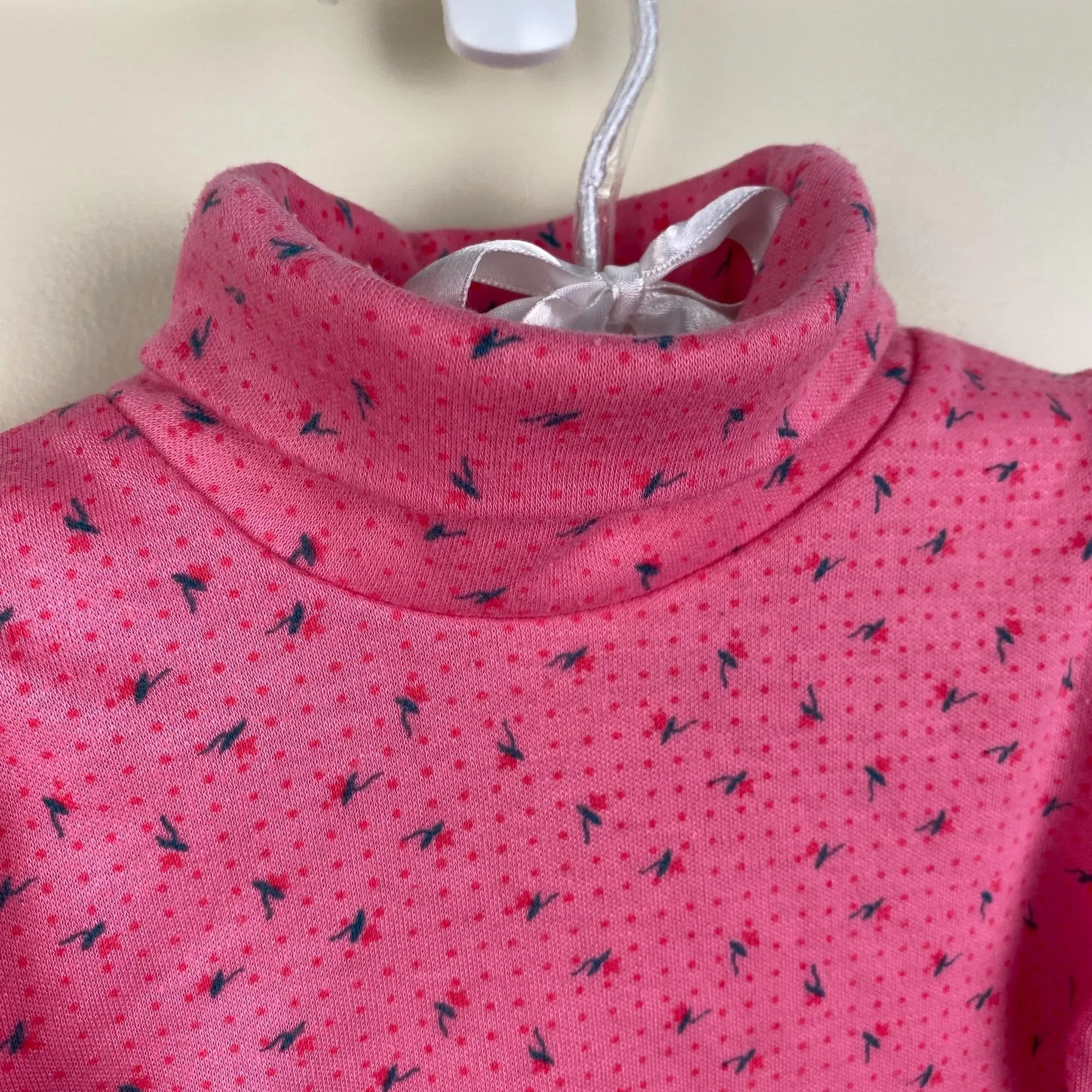 Vintage OshKosh Long Sleeve Pink Floral Turtleneck Shirt 6-9 Months USA